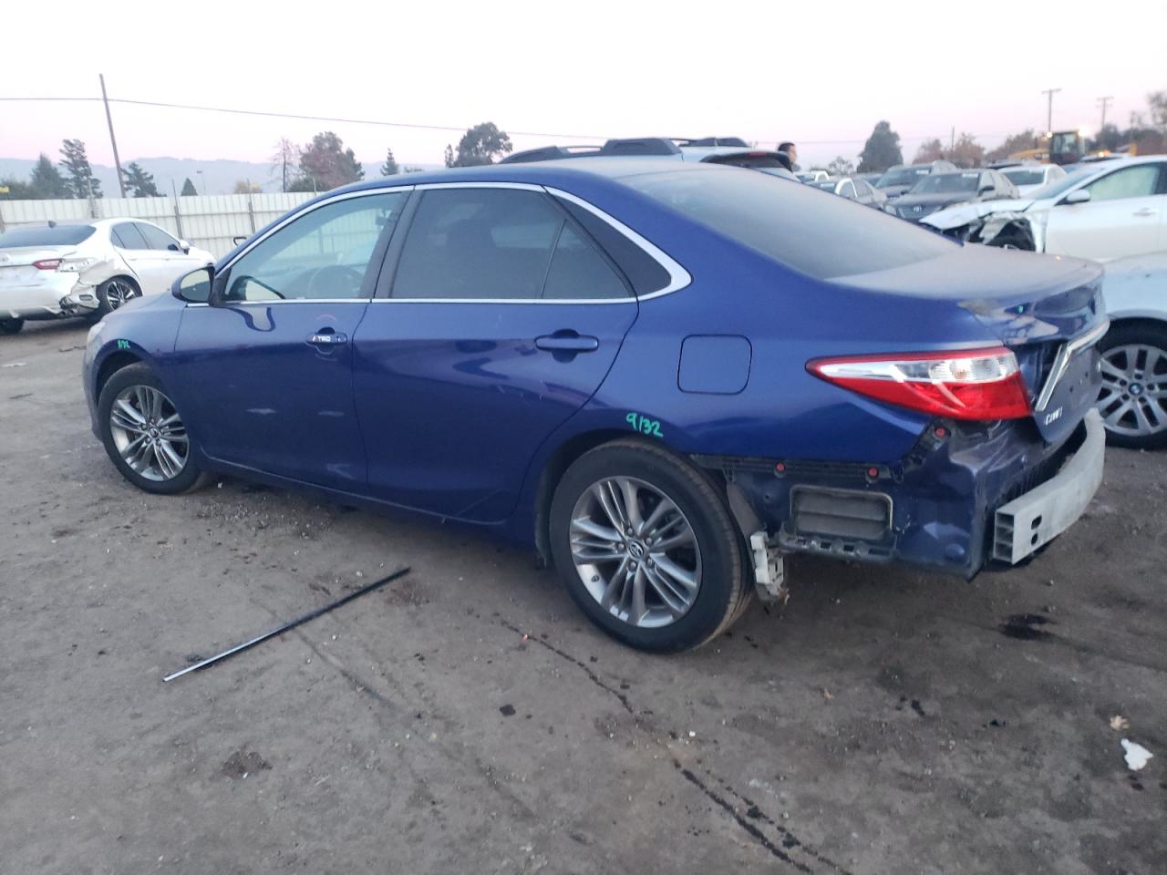 Изображение 2 2015 TOYOTA CAMRY LE 2015 с VIN 4T1BF1FK7FU893173