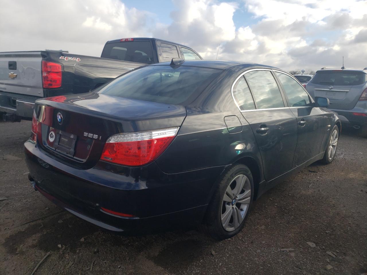 Изображение 3 2009 BMW 528 XI 2009 с VIN WBANV13599C155594