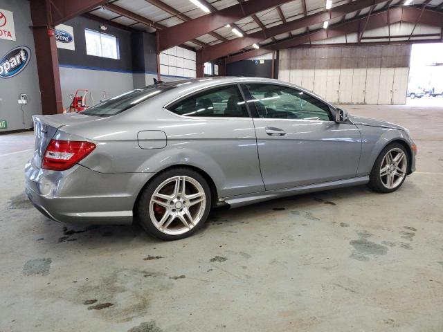 Obraz 3 z 2015 MERCEDES-BENZ C 250 2015 z VIN WDDGJ4HB9FG368708
