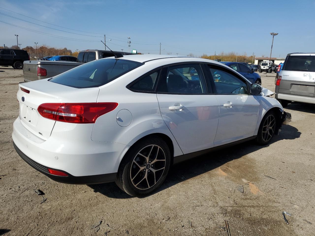 Obraz 3 z 2018 FORD FOCUS SEL 2018 z VIN 1FADP3H22JL320382