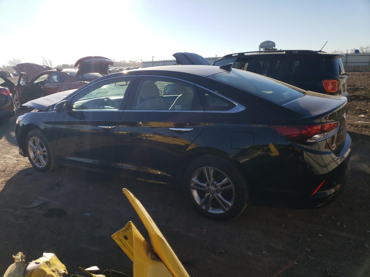 Obraz 2 z 2018 HYUNDAI SONATA SPORT 2018 z VIN 5NPE34AF2JH661959