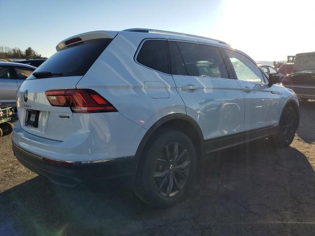 Image 3 of 2022 VOLKSWAGEN TIGUAN SE 2022 with VIN 3VV2B7AX7NM019285