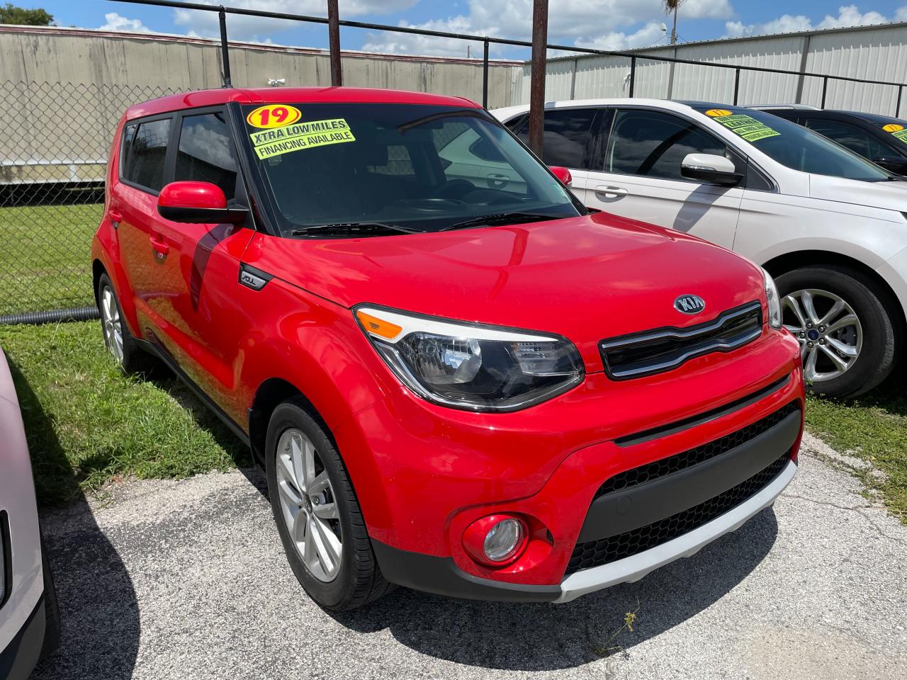 Obraz 1 z 2019 KIA SOUL + 2019 z VIN KNDJP3A56K7633012