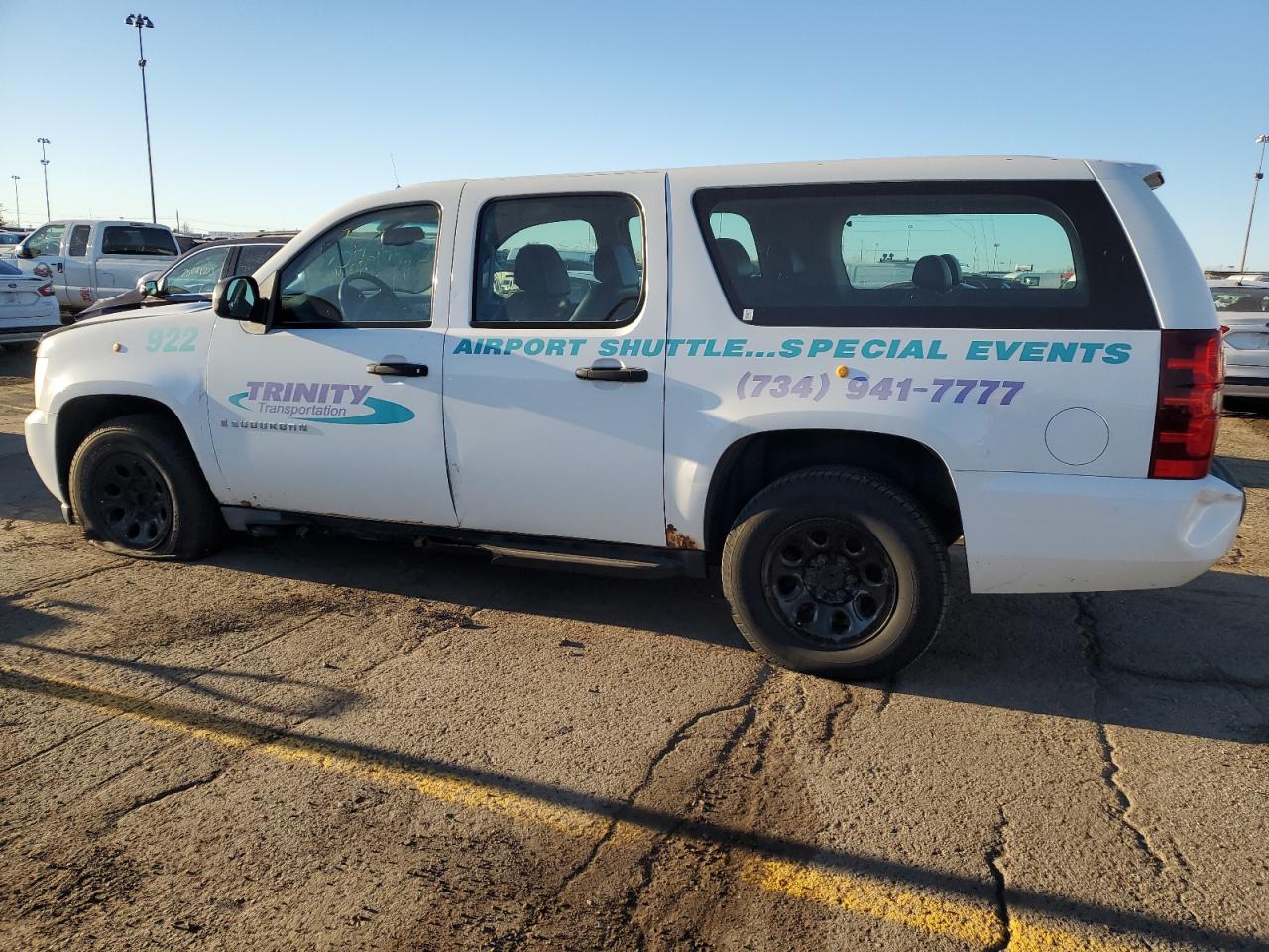 Image 2 of 2008 CHEVROLET SUBURBAN C1500  LS 2008 with VIN 1GNFC16098J246282