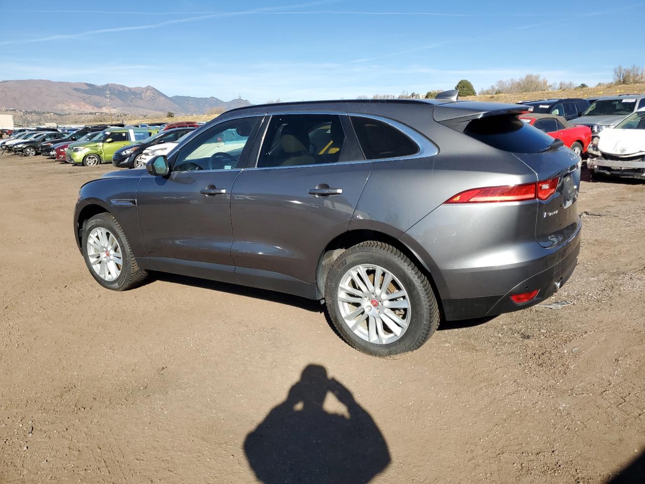 Obraz 2 z 2017 JAGUAR F-PACE PRESTIGE 2017 z VIN SADCK2BV2HA499910