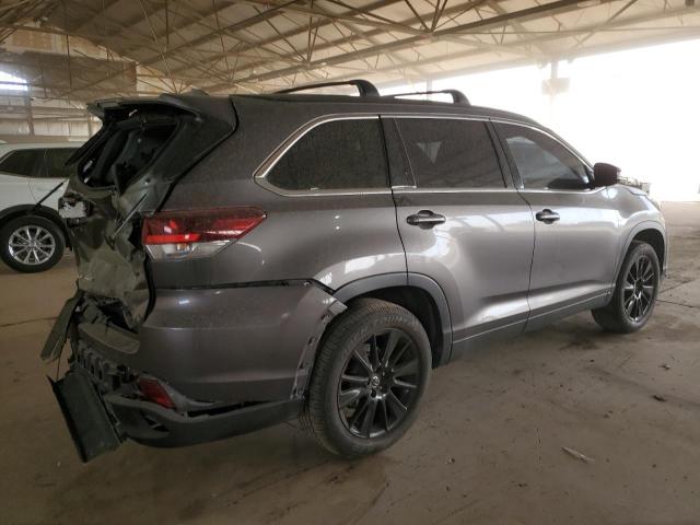 Изображение 3 2019 TOYOTA HIGHLANDER SE 2019 с VIN 5TDKZRFHXKS569034