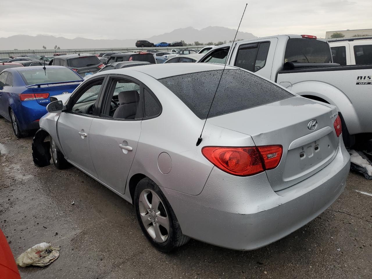 Obraz 2 z 2007 HYUNDAI ELANTRA GLS 2007 z VIN KMHDU46D57U114758