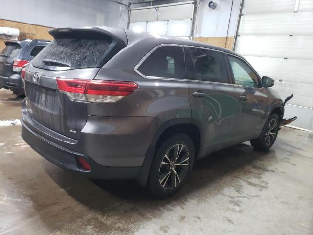 Image 3 of 2018 TOYOTA HIGHLANDER LE 2018 with VIN 5TDBZRFH3JS817204