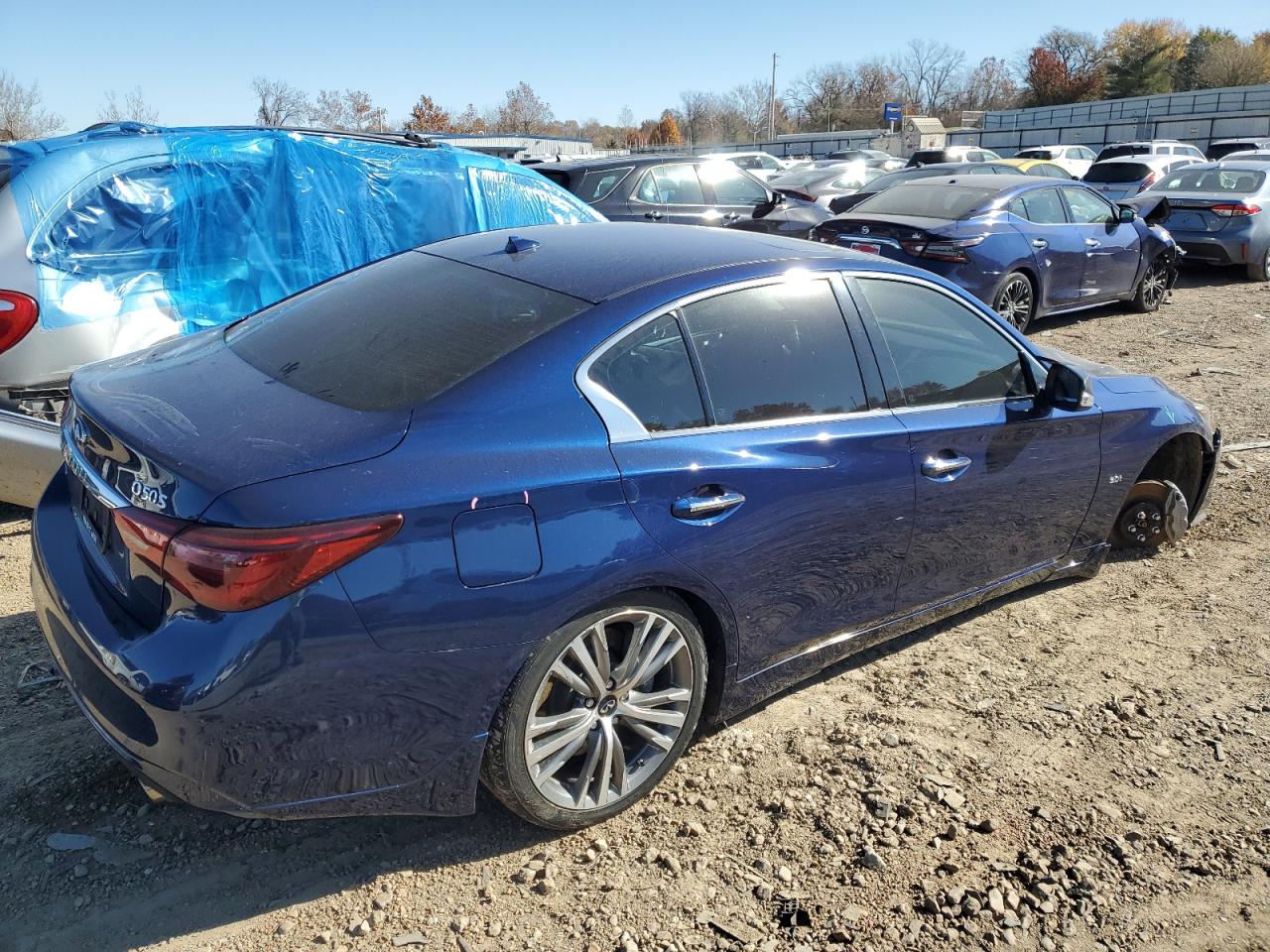 Изображение 3 2018 INFINITI Q50 LUXE 2018 с VIN JN1EV7AR2JM444474