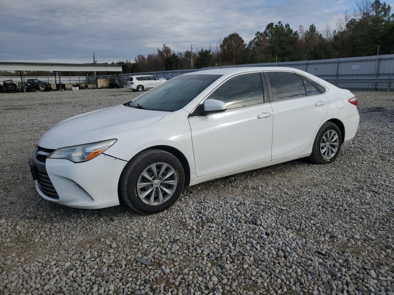 Изображение 1 2016 TOYOTA CAMRY LE 2016 с VIN 4T1BF1FK2GU241949