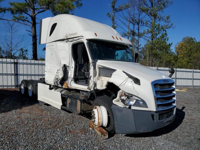 2020 FREIGHTLINER CASCADIA 126  2020 image