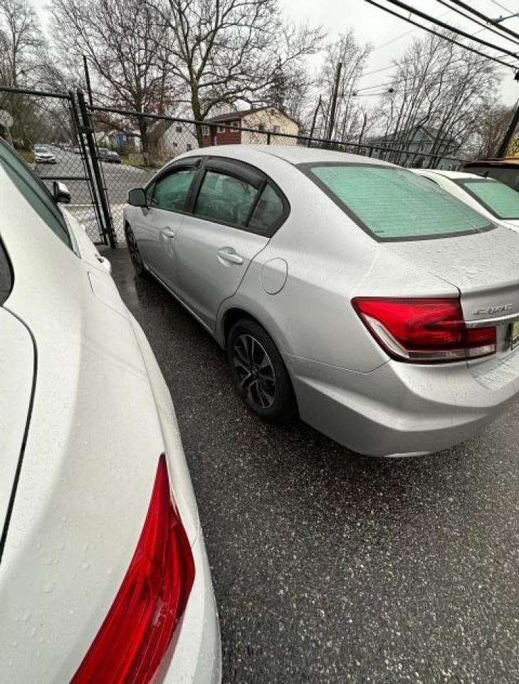 Image 3 of 2013 HONDA CIVIC EX 2013 with VIN 19XFB2F83DE255302