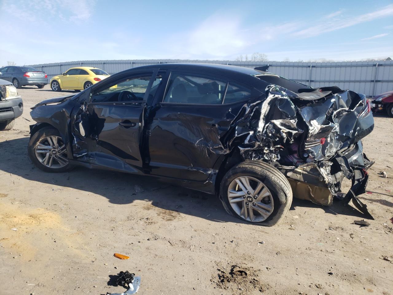 Изображение 2 2019 HYUNDAI ELANTRA SEL 2019 с VIN KMHD84LF4KU768914