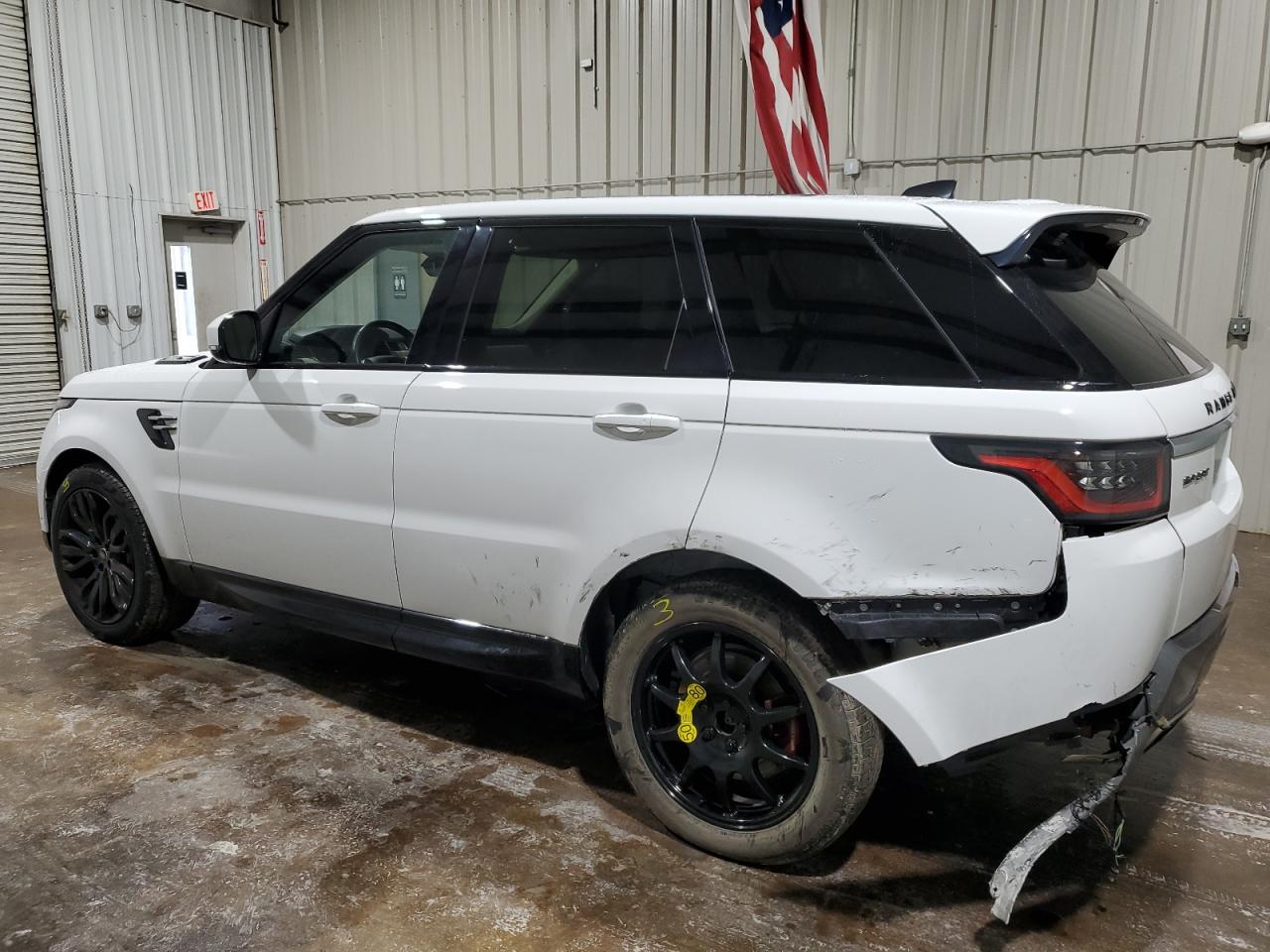 Obraz 2 z 2019 LAND ROVER RANGE ROVER SPORT HSE 2019 z VIN SALWR2RU3KA866167