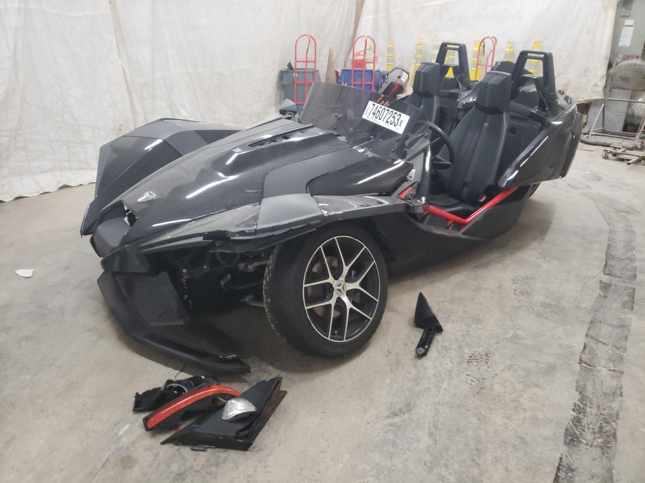 Изображение 2 2016 POLARIS SLINGSHOT SL 2016 с VIN 57XAAPFA5G5110900