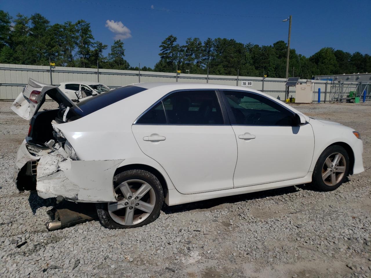 Изображение 3 2014 TOYOTA CAMRY L 2014 с VIN 4T1BF1FK5EU470056