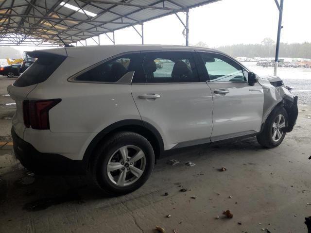Image 3 of 2022 KIA SORENTO LX 2022 with VIN 5XYRG4LC3NG144224