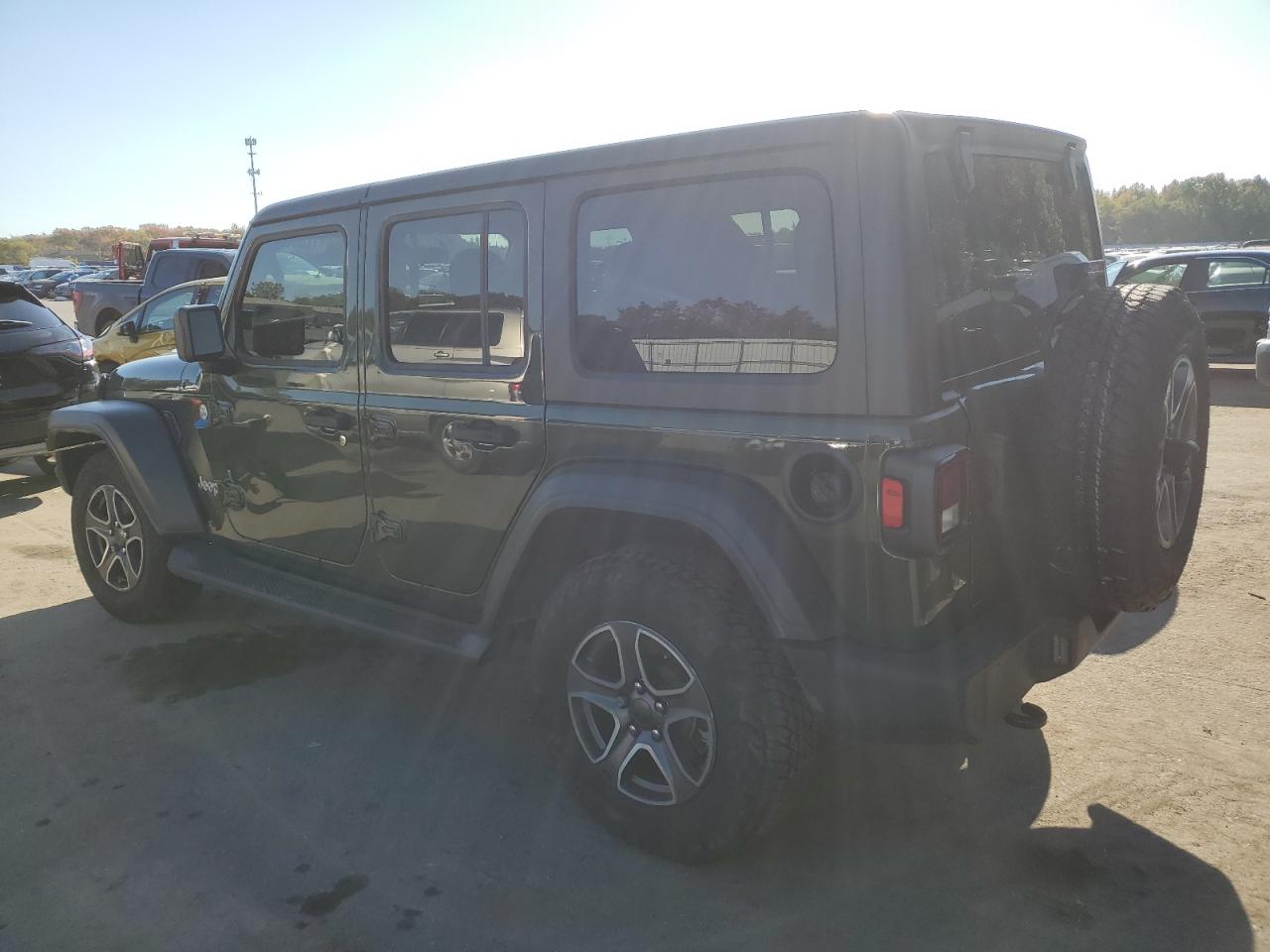 Изображение 2 2021 JEEP WRANGLER UNLIMITED SPORT 2021 с VIN 1C4HJXDN0MW542734