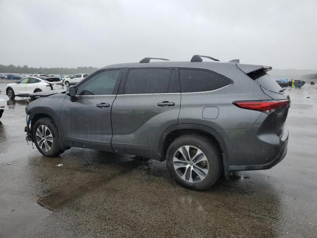 Image 2 of 2022 TOYOTA HIGHLANDER XLE 2022 with VIN 5TDGZRBH6NS574263