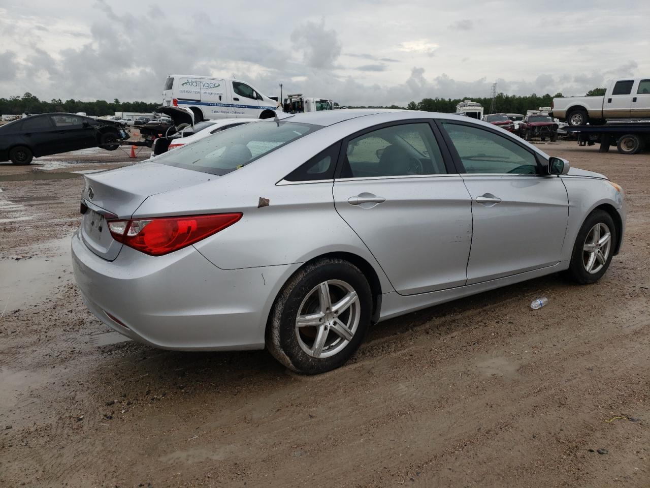 Obraz 3 z 2013 HYUNDAI SONATA GLS 2013 z VIN 5NPEB4AC0DH732167
