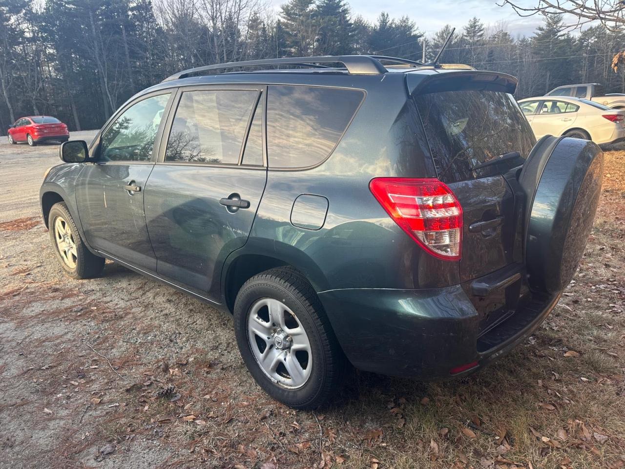 Image 3 of 2011 TOYOTA RAV4  2011 with VIN 2T3BF4DV5BW172107