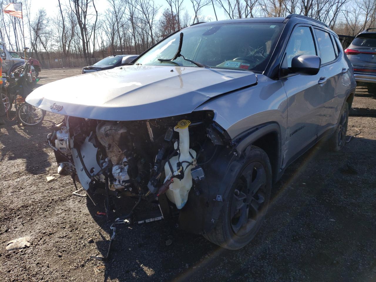 Изображение 1 2020 JEEP COMPASS LATITUDE 2020 с VIN 3C4NJDBB7LT164913