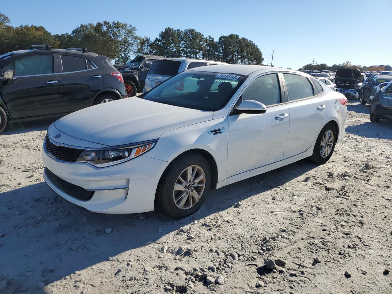 Obraz 1 z 2016 KIA OPTIMA LX 2016 z VIN 5XXGT4L33GG043758
