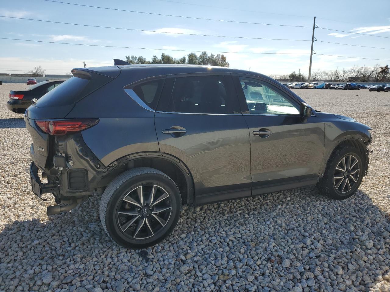 Image 3 of 2017 MAZDA CX-5 GRAND TOURING 2017 with VIN JM3KFADL6H0165670