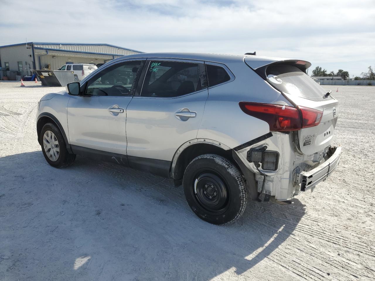 Image 2 of 2019 NISSAN ROGUE SPORT S 2019 with VIN JN1BJ1CP7KW239407
