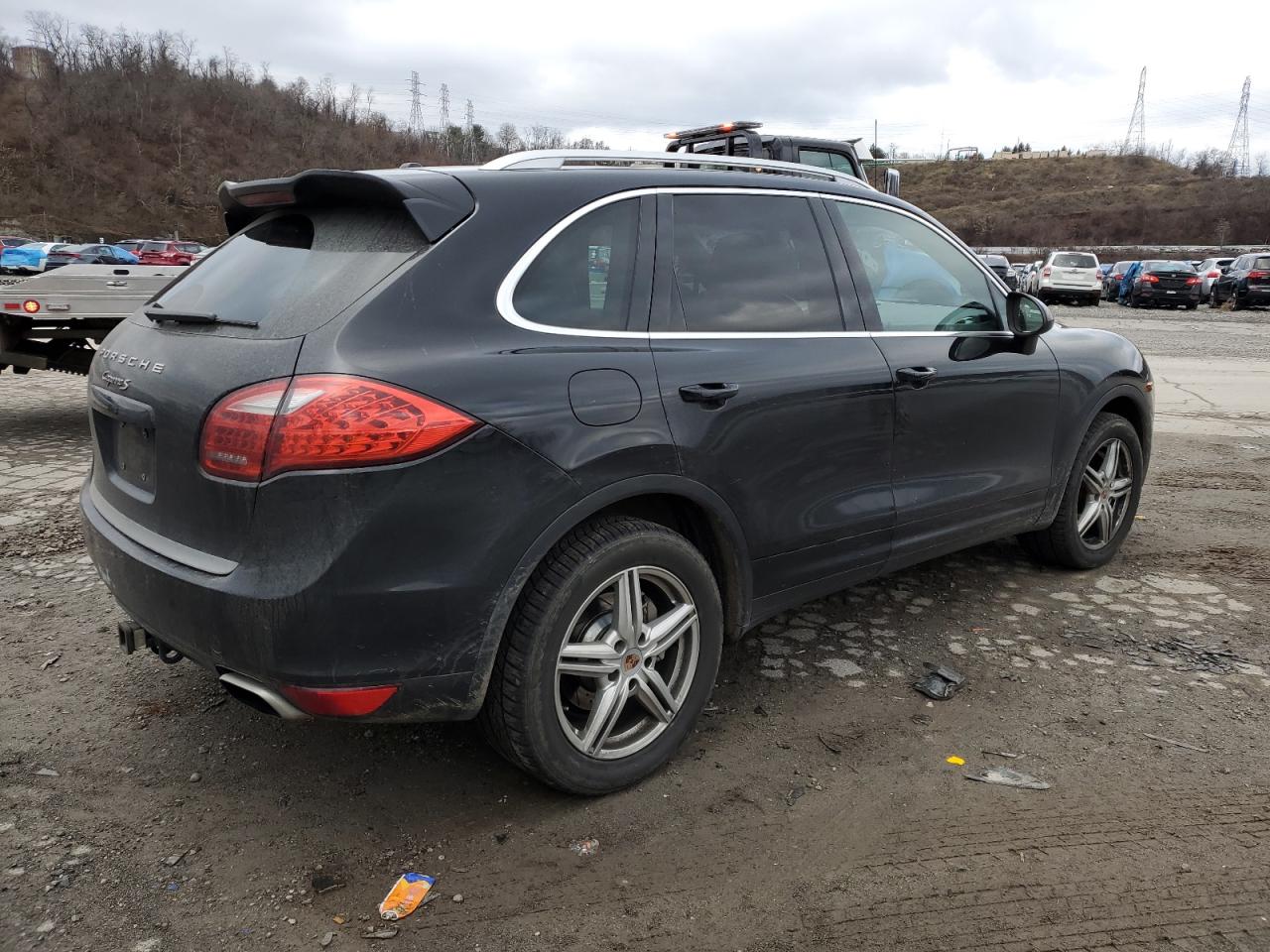 Image 3 of 2013 PORSCHE CAYENNE S 2013 with VIN WP1AB2A26DLA86668
