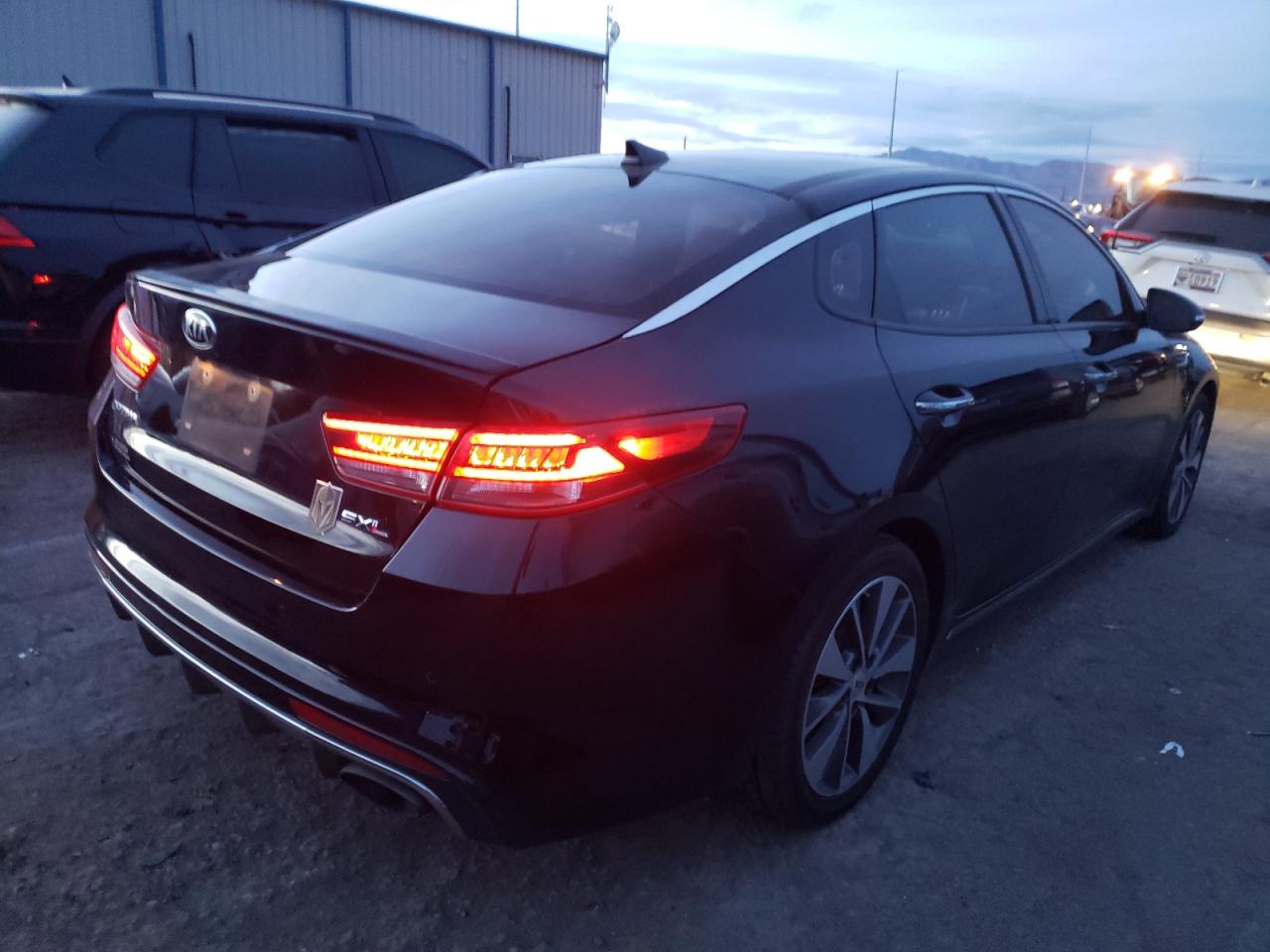 Obraz 3 z 2016 KIA OPTIMA SXL 2016 z VIN 5XXGV4L2XGG035139
