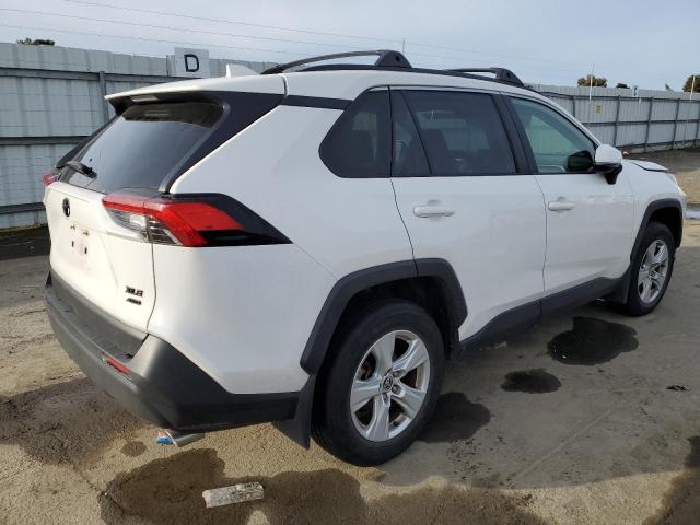 Image 3 of 2020 TOYOTA RAV4 XLE 2020 with VIN JTMP1RFV9LD063467