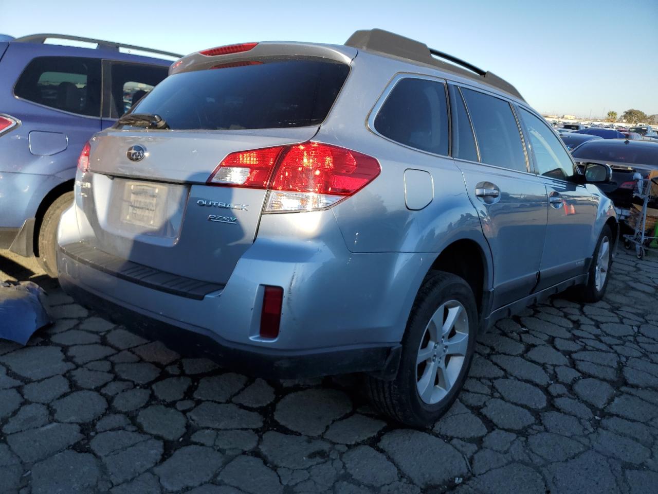 Obraz 3 z 2013 SUBARU OUTBACK 2.5I PREMIUM 2013 z VIN 4S4BRBGC5D3281481