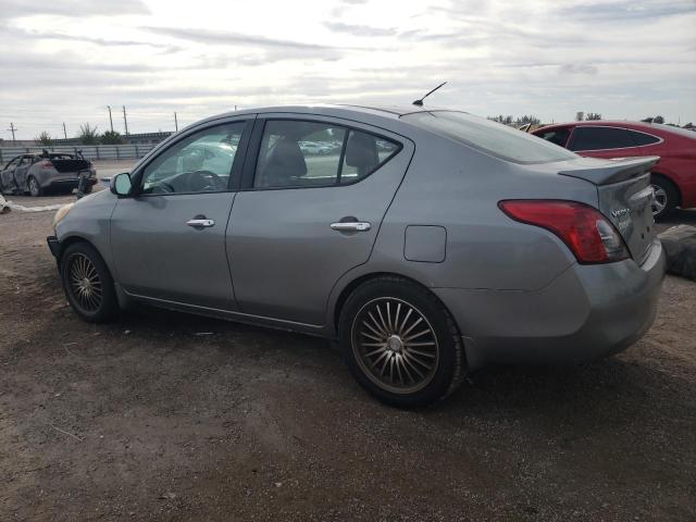 Obraz 2 z 2013 NISSAN VERSA S 2013 z VIN 3N1CN7AP3DL864779