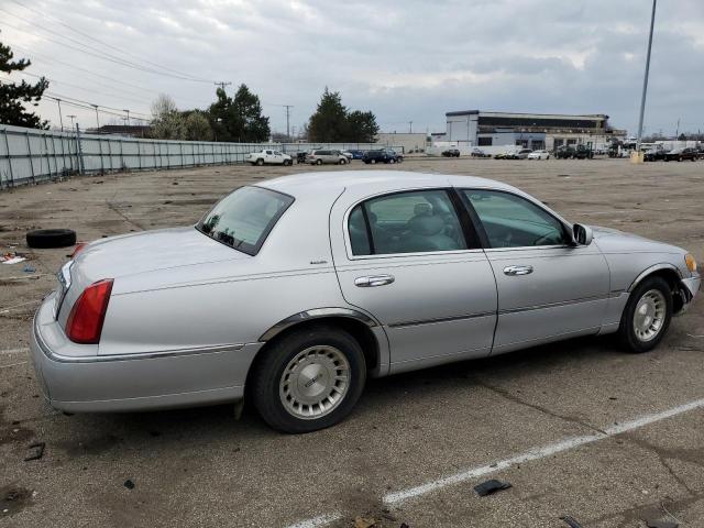Image 3 of 1998 LINCOLN TOWN CAR EXECUTIVE 1998 with VIN 1LNFM81W7WY716724
