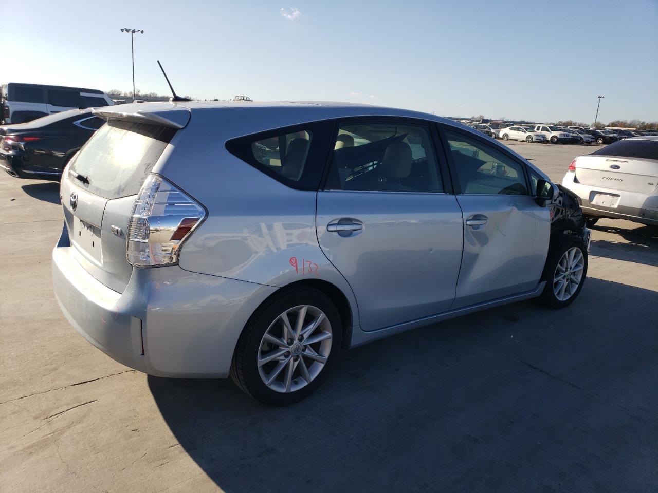 Image 3 of 2012 TOYOTA PRIUS V  2012 with VIN JTDZN3EU9C3171788