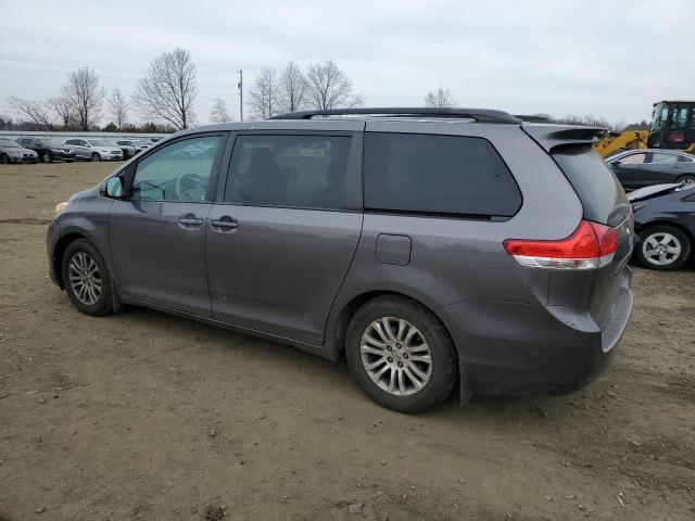 Image 2 of 2013 TOYOTA SIENNA XLE 2013 with VIN 5TDYK3DC6DS378040