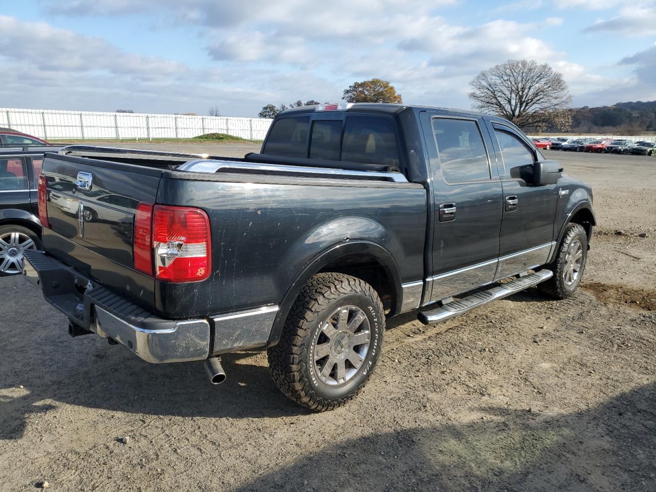 Изображение 3 2006 LINCOLN MARK LT  2006 с VIN 5LTPW18556FJ15649