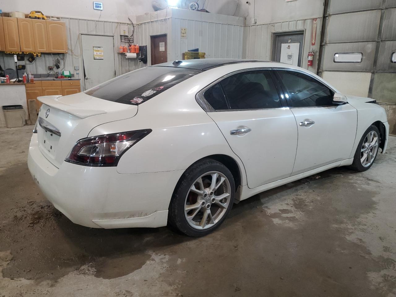 Image 3 of 2014 NISSAN MAXIMA S 2014 with VIN 1N4AA5AP9EC480660