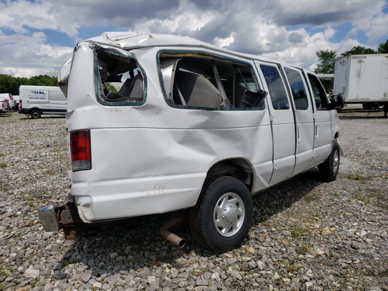 Image 3 of 2010 FORD ECONOLINE E350 SUPER DUTY WAGON 2010 with VIN 1FBSS3BL0ADA48754