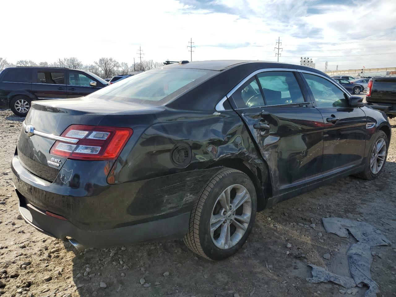 Image 3 of 2015 FORD TAURUS SEL 2015 with VIN 1FAHP2E81FG166929