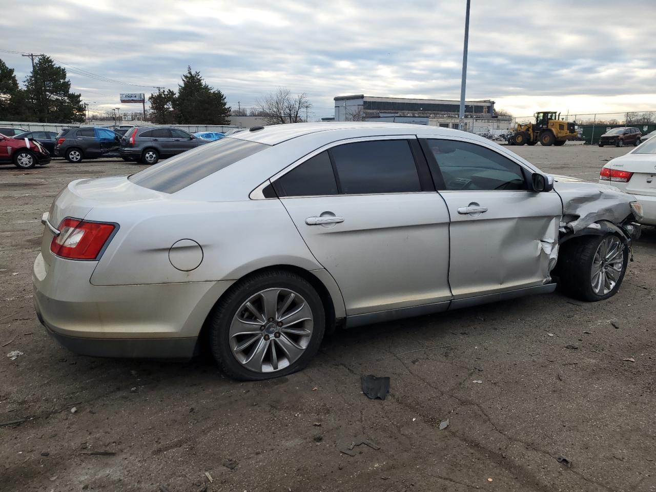 Obraz 3 z 2011 FORD TAURUS LIMITED 2011 z VIN 1FAHP2FW2BG111445