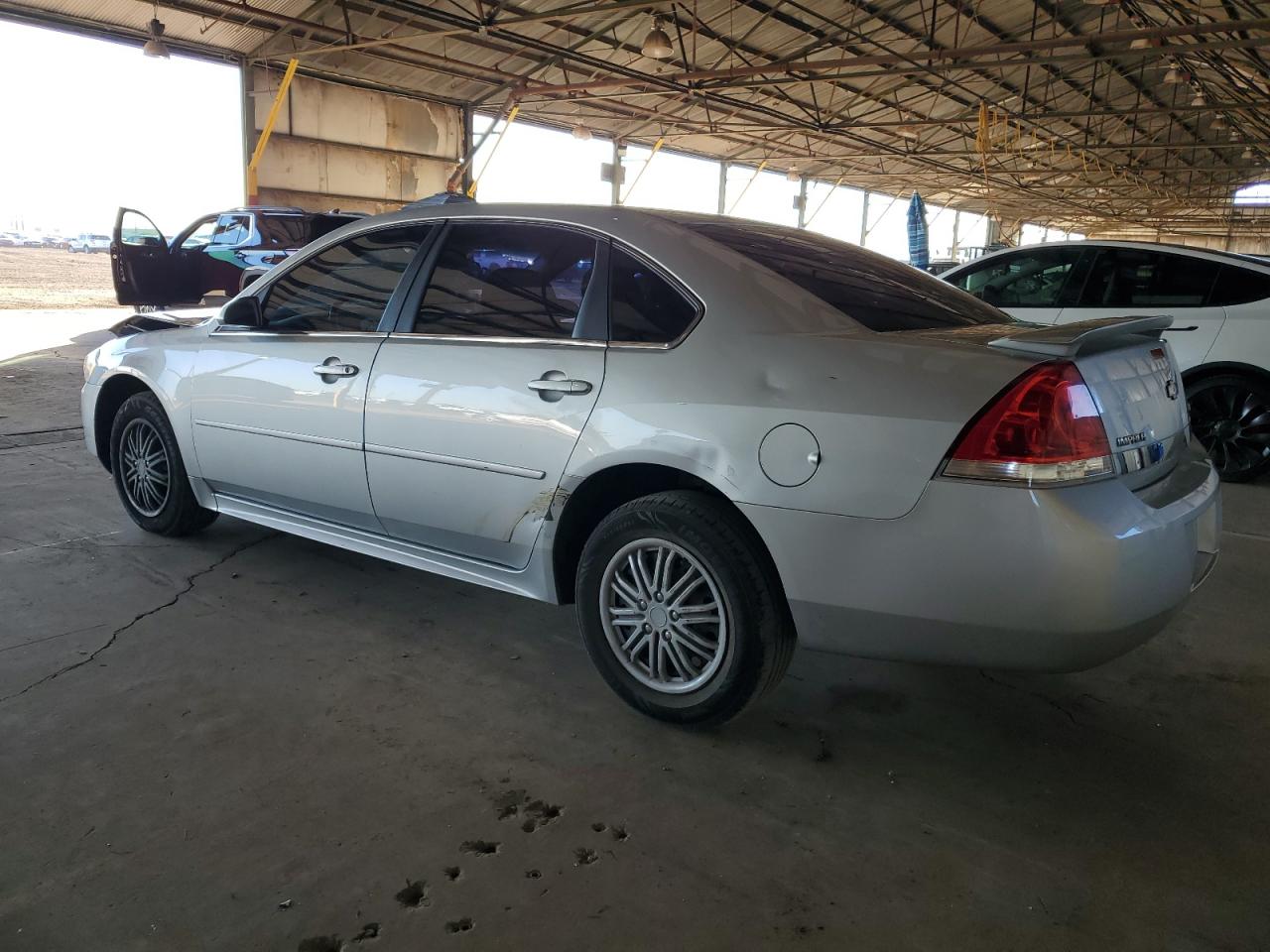 Obraz 2 z 2010 CHEVROLET IMPALA LS 2010 z VIN 2G1WA5EK5A1163966