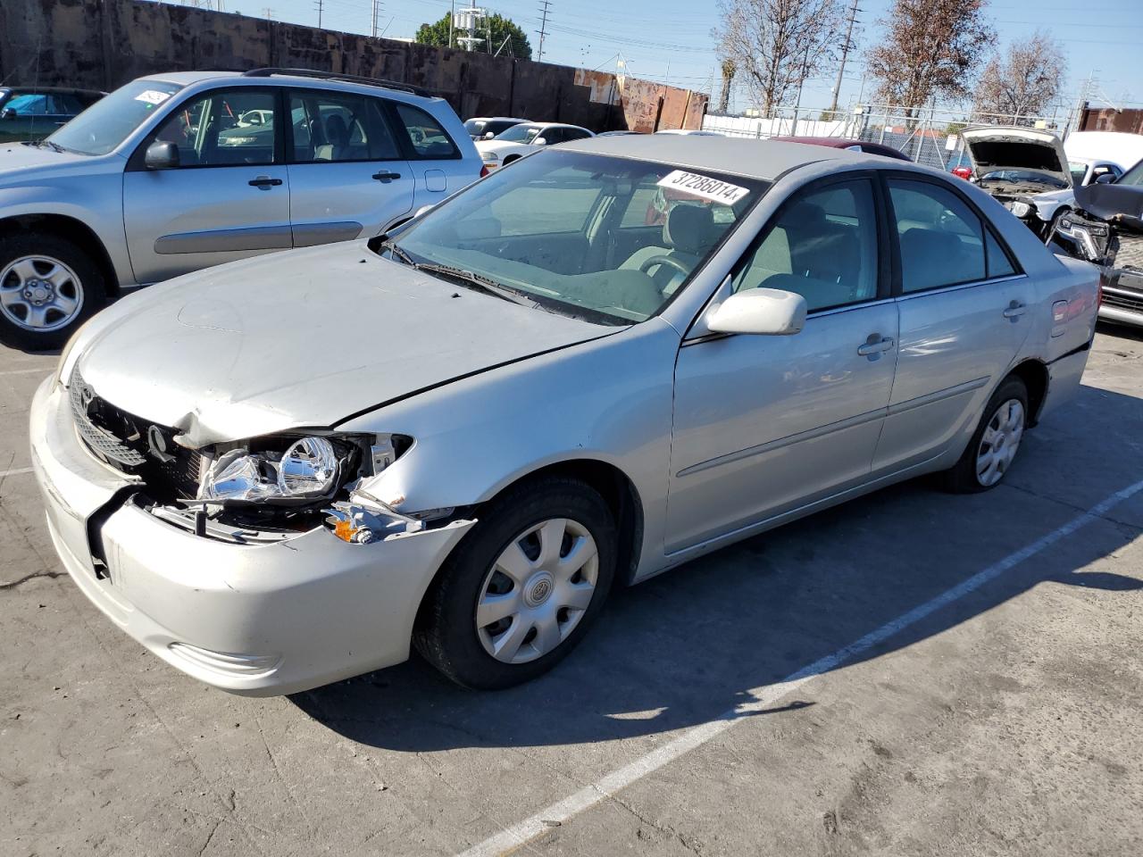 Image 1 of 2004 TOYOTA CAMRY LE 2004 with VIN 4T1BE32K34U284938