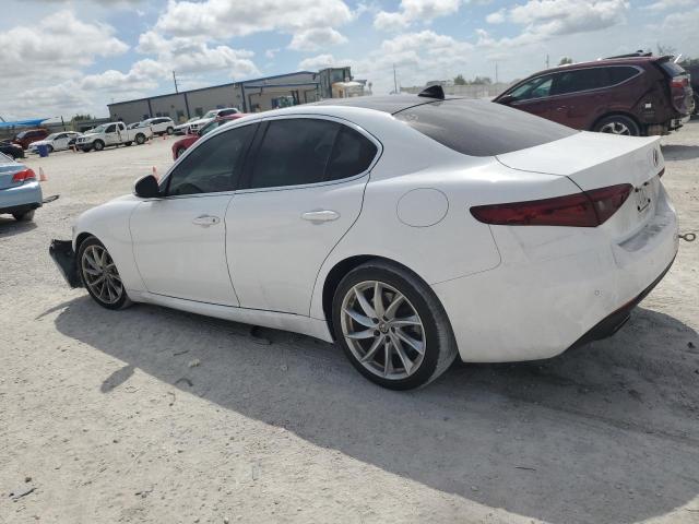 Obraz 2 z 2019 ALFA ROMEO GIULIA  2019 z VIN ZARFAMAN4K7599557