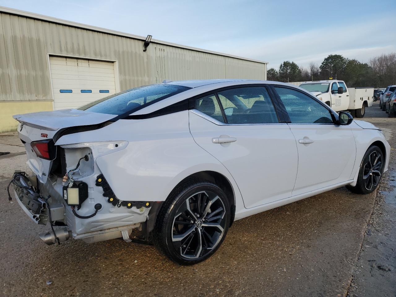 Obraz 3 z 2023 NISSAN ALTIMA SR 2023 z VIN 1N4BL4CW2PN365032