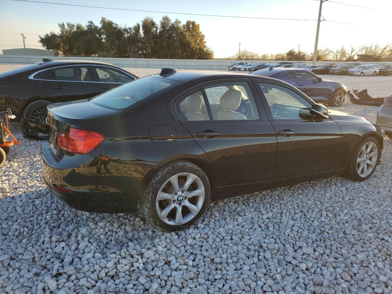 Изображение 3 2015 BMW 328 I 2015 с VIN WBA3A5C57FF607014