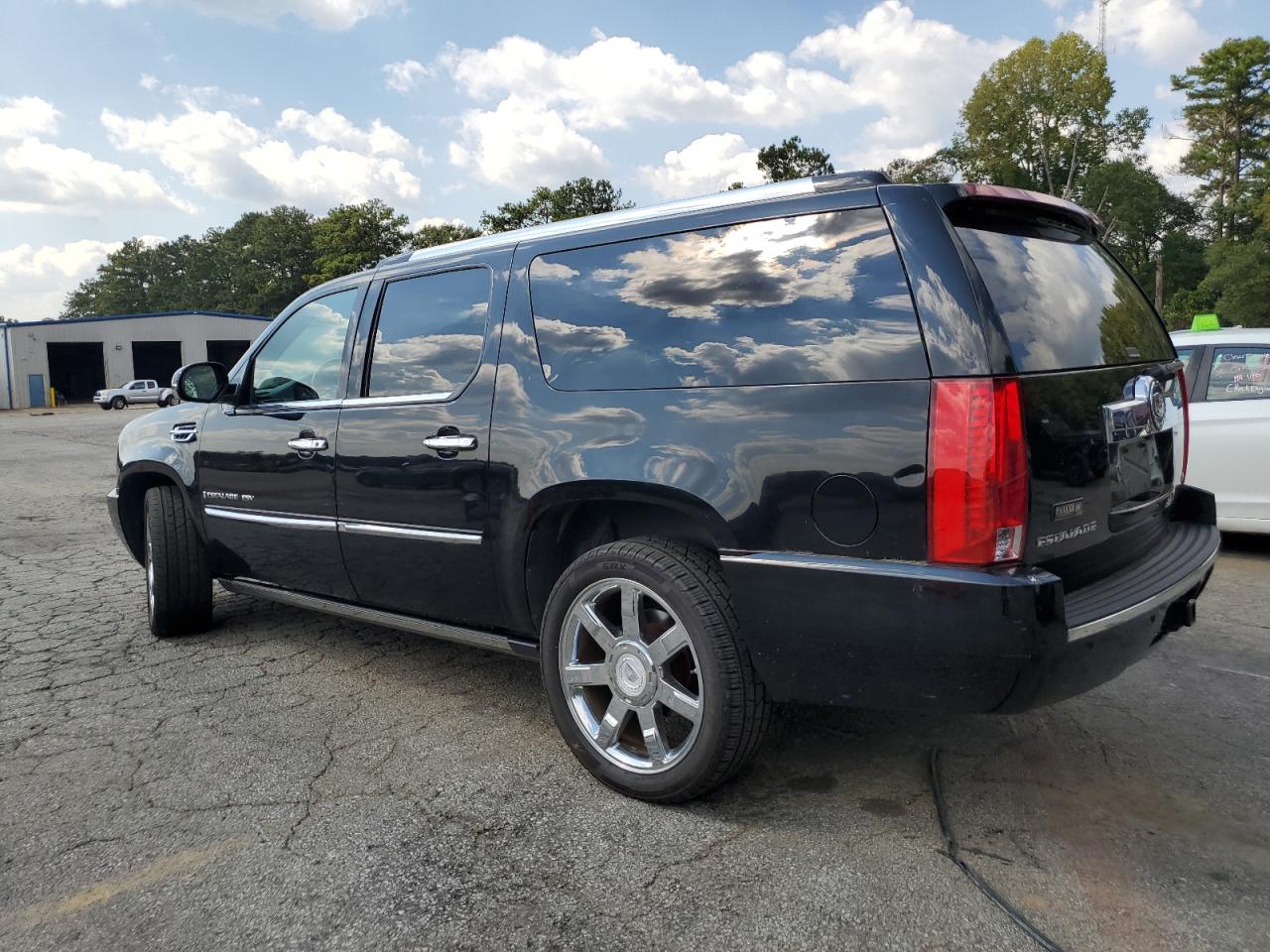 Изображение 2 2007 CADILLAC ESCALADE ESV 2007 с VIN 1GYFK66827R307836