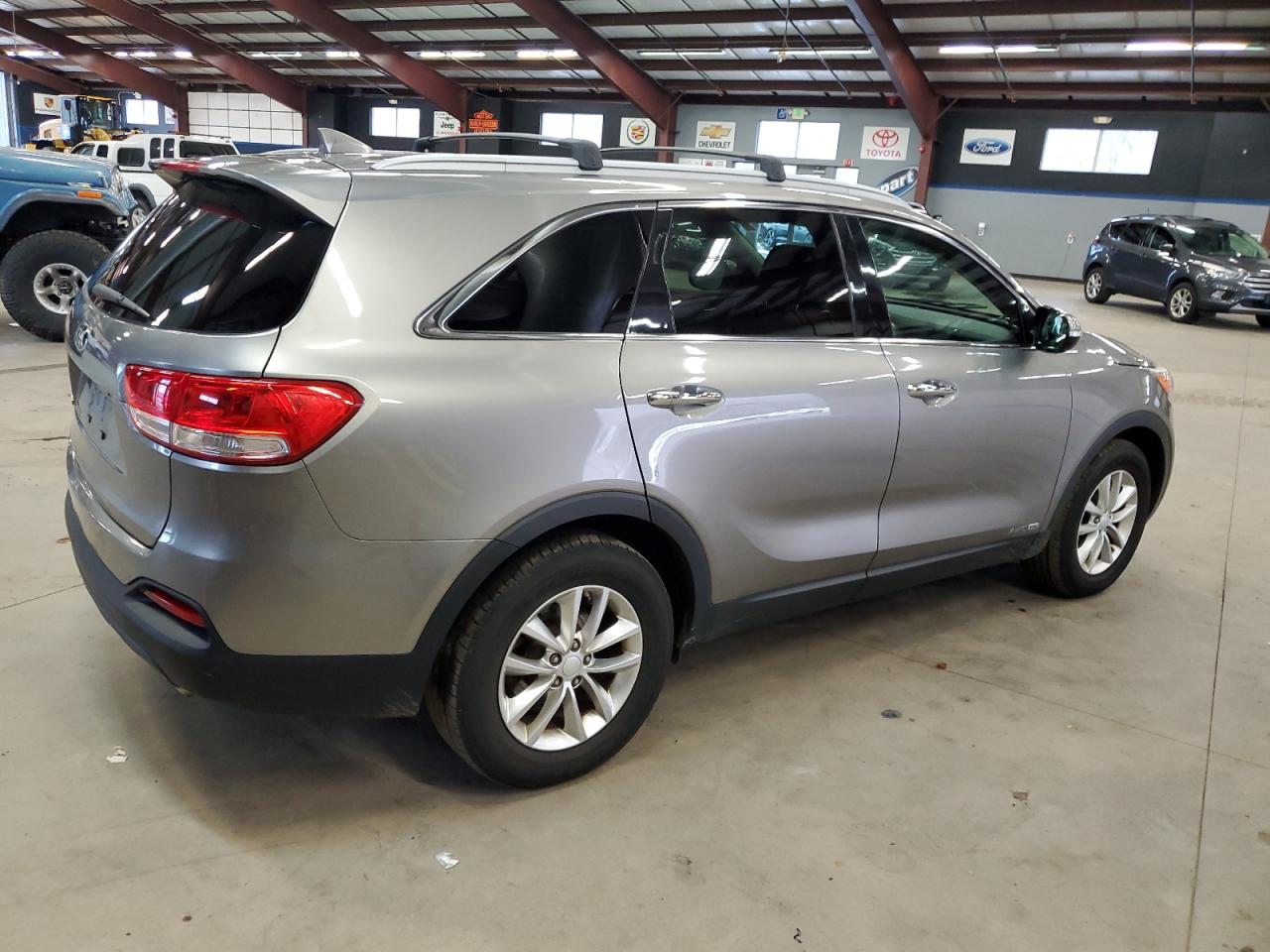 Obraz 3 z 2016 KIA SORENTO LX 2016 z VIN 5XYPGDA54GG044034