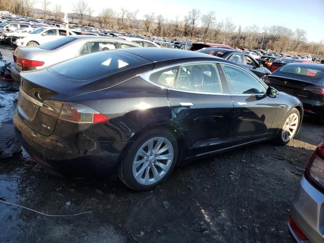 Obraz 3 z 2017 TESLA MODEL S  2017 z VIN 5YJSA1E26HF181091